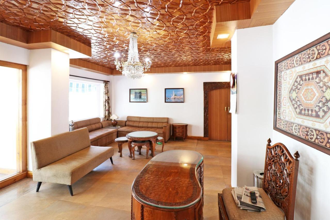 Oyo 19478 Paradise Gateway 3* Srinagar (Jammu and Kashmir)