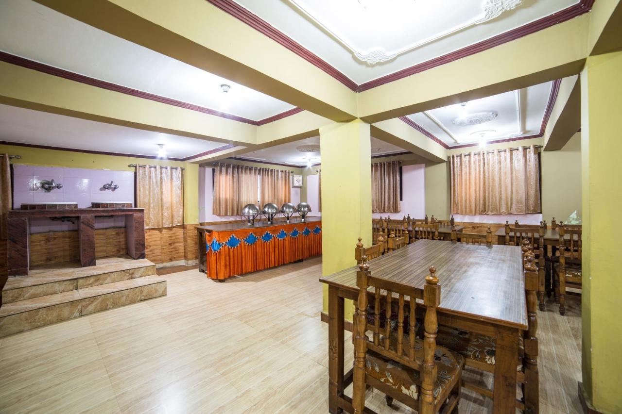 Oyo 5416 Ibnigani Hotel Srinagar (Jammu and Kashmir)