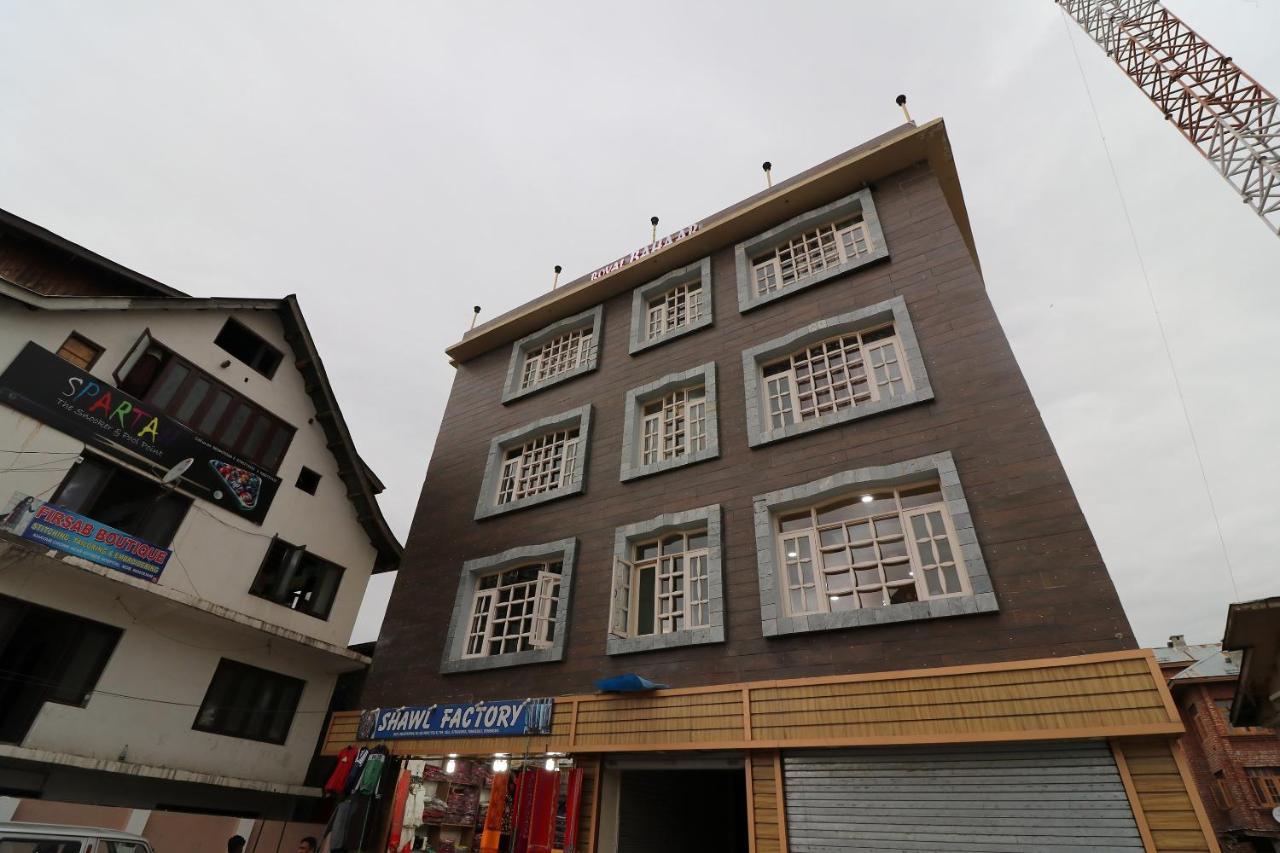 Hotel Oyo 19540 Royal Bahaar Srinagar (Jammu and Kashmir)