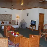 Hotel Heevan Resort