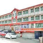 Oyo 72225 Hotel Dilshan