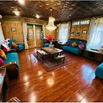 Hayat Group Of Houseboats
