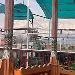 Floating Young Gulshan Houseboat