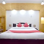Oyo 5395 Maple Cottage