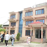 Hotel Royal Reshi