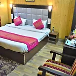Hotel Star Of Kashmir