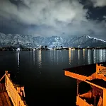 New Jacquline Heritage Houseboats