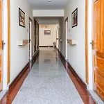Click Sunburry Hotel Srinagar