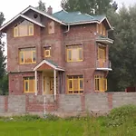 Chand Tara Paying Guest House