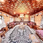 Floating Shanghai Group Of Houseboats