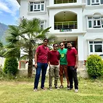 Whostels Srinagar