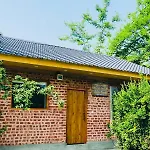 Nigeen Vista Lakeside Chalet