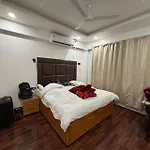 Leomir Hotel & Restaurant Srinagar