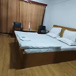 Hotel Ruby And Restaurant
