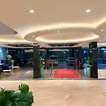 The Olive Hotel Srinagar