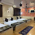 Hotel Young Mamta