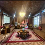 Royal Hareem Group Of Houseboats