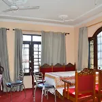 Hotel Johns Palace