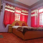 Alamdar Guest House