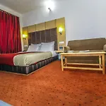 Hotel Holiday Plaza