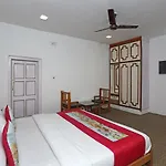 Oyo 5735 Hotel Ashai