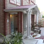 Hotel Sterling