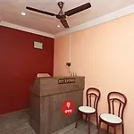 Oyo Rooms 032 Near Four Seasons Resort