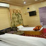 Hotel Grg Residency
