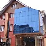 Hotel Grg Residency