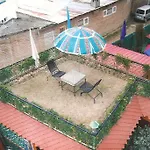 Hotel Zahgeer Continental - Srinagar