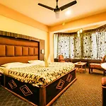Welcome Hotel at Dal Lake, Srinagar