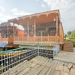 Guesthouser 3 Bhk Houseboat D520