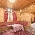 Guesthouser 3 Bhk Houseboat D520