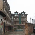 Oyo 4694 Hotel City Plaza
