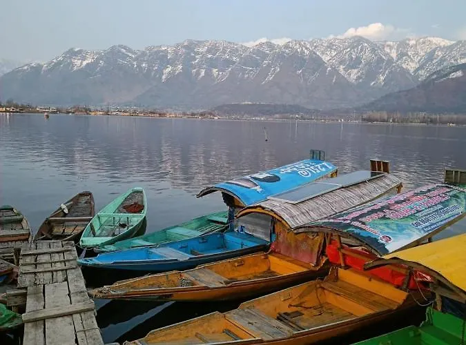 Island Homestay
