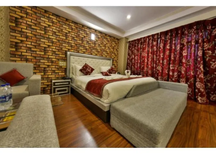 Hotel Taj Residency, Srinagar