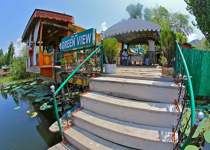 Green View Group Of Houseboats