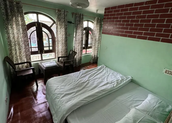 Brick Peace Villa Home Stay
