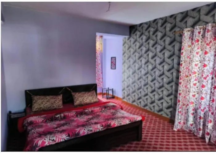 Hotel Muneer Ishfan, Srinagar, Near Dal Lake