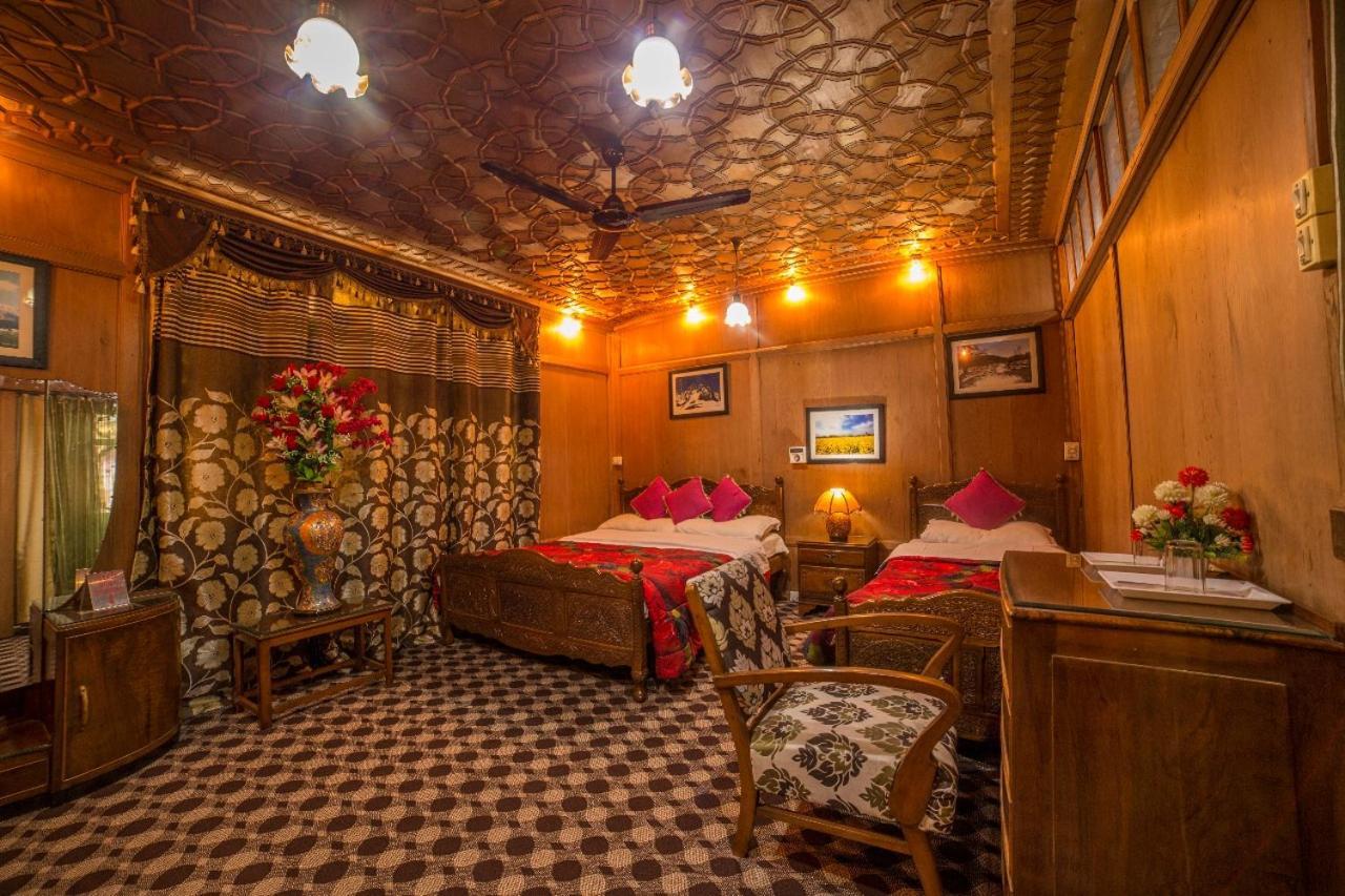 Swan Heritage Houseboats Hotel Srinagar (Jammu and Kashmir)