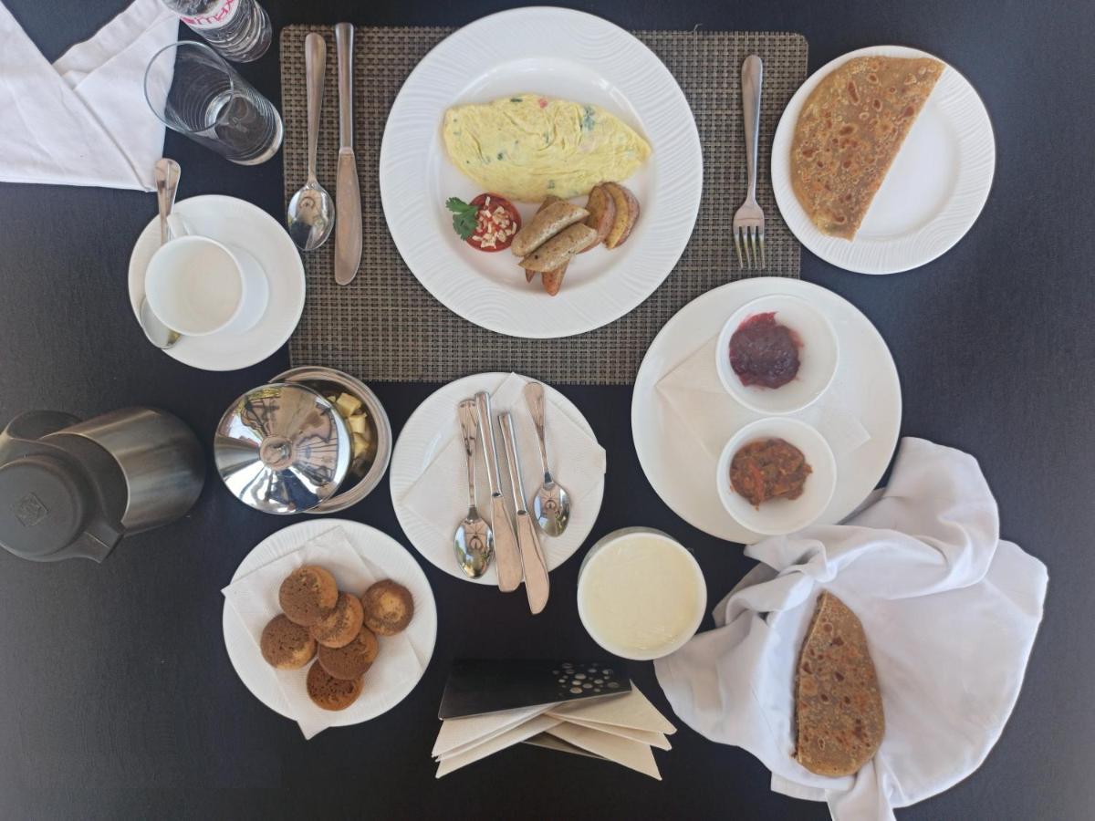 Golden Tulip Hotel 4*