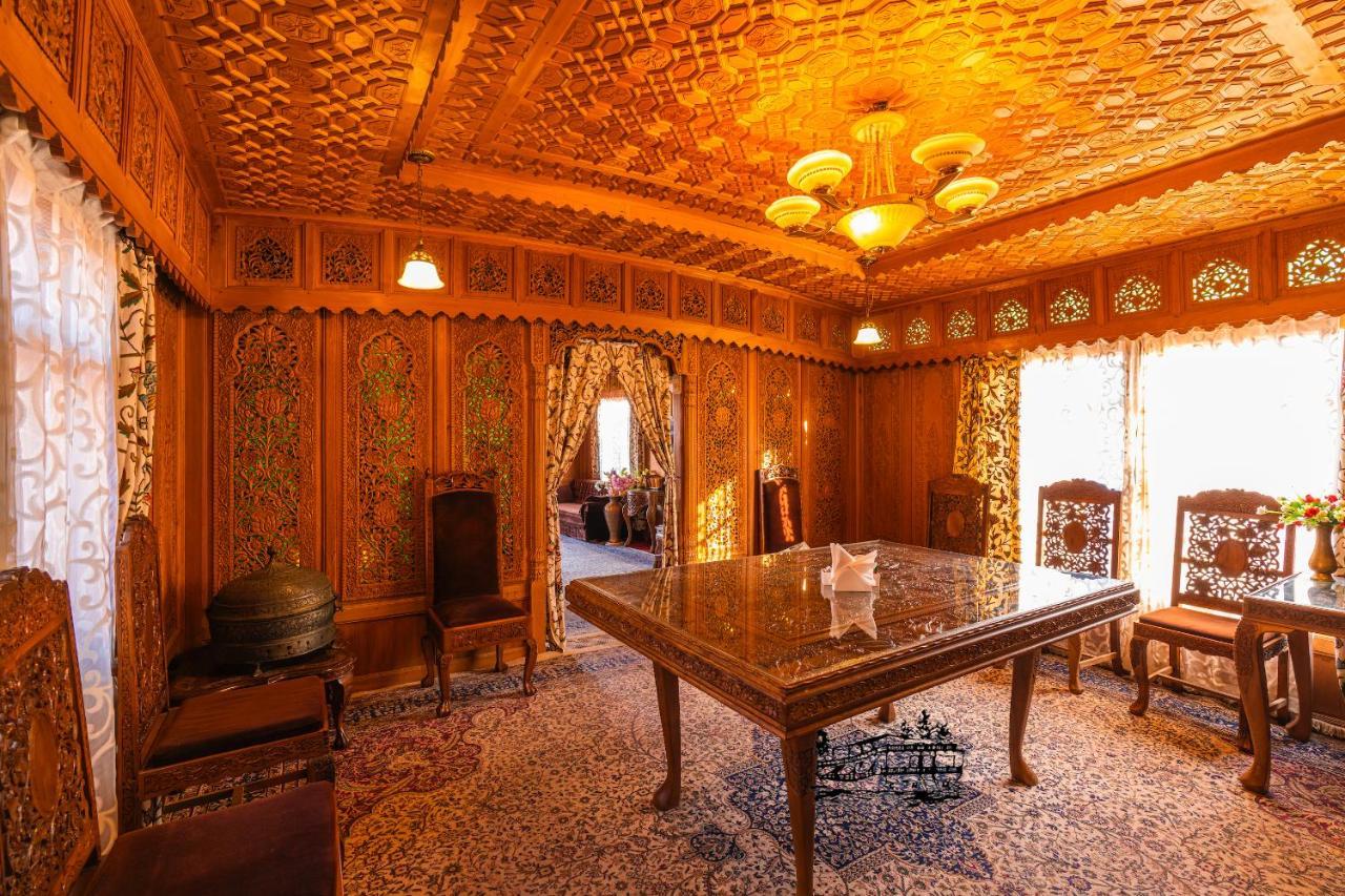 New Jacquline Heritage Houseboats 4* Srinagar (Jammu and Kashmir)