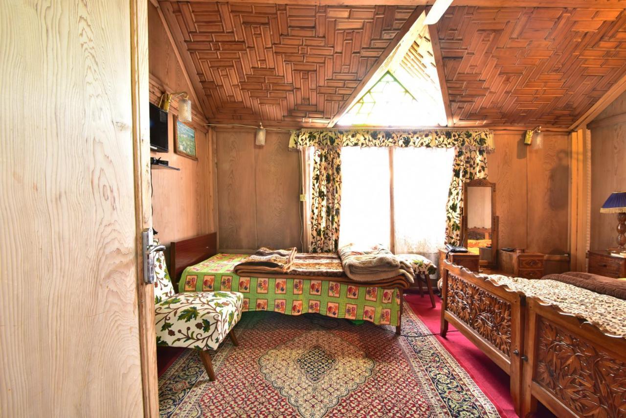 Hotel Houseboat Zaindari Palace Srinagar (Jammu and Kashmir)