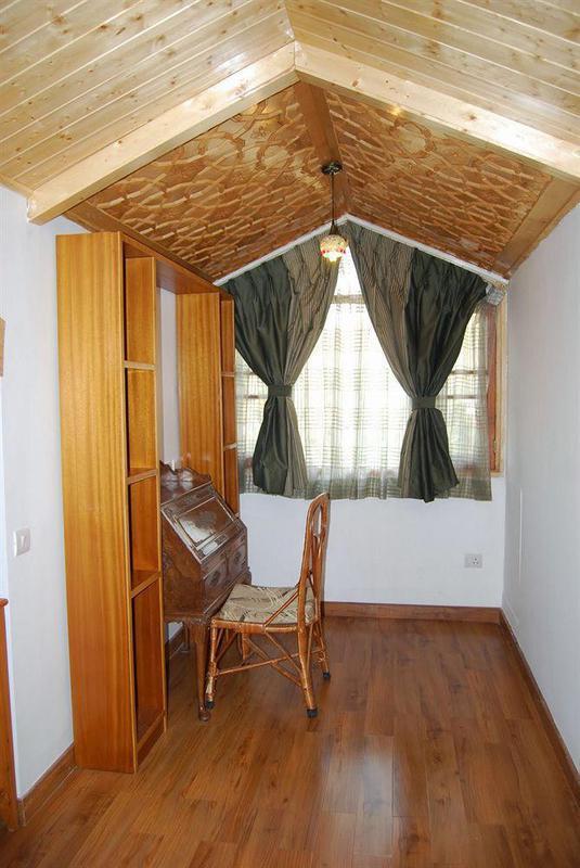 Heevan Hotel