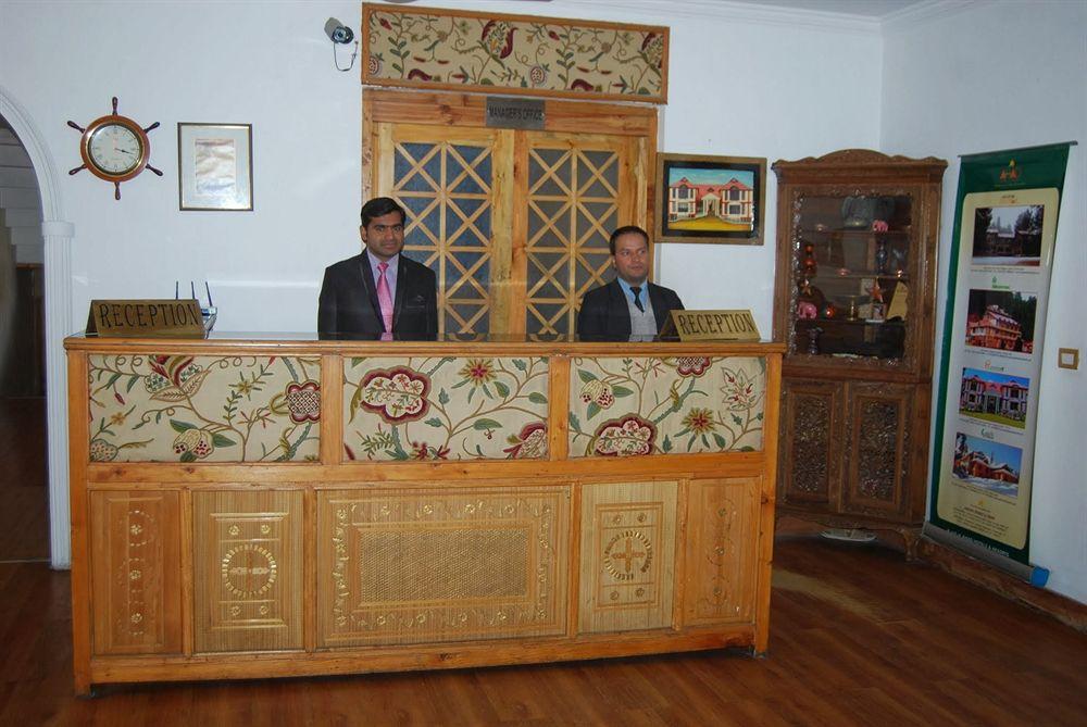 Heevan Hotel Srinagar (Jammu and Kashmir)