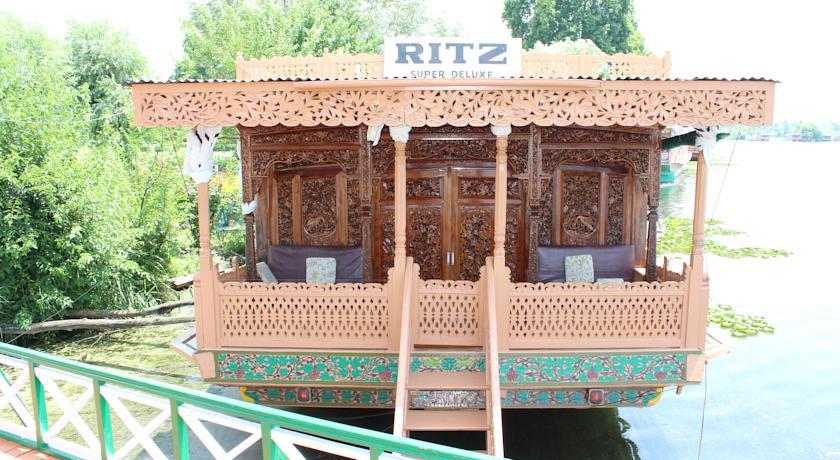 Houseboat Taj Palace Botel