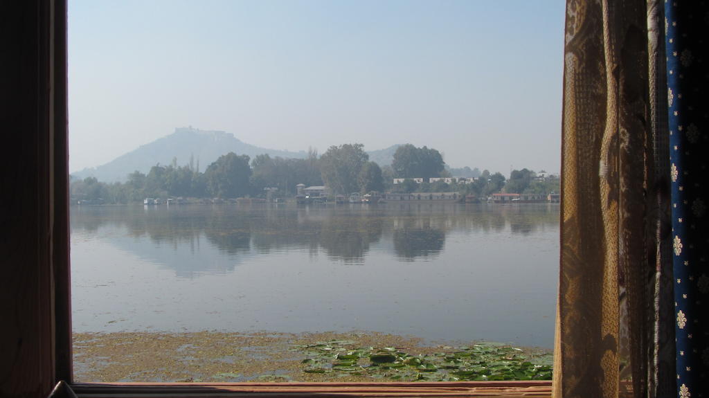Houseboat Taj Palace Botel *
