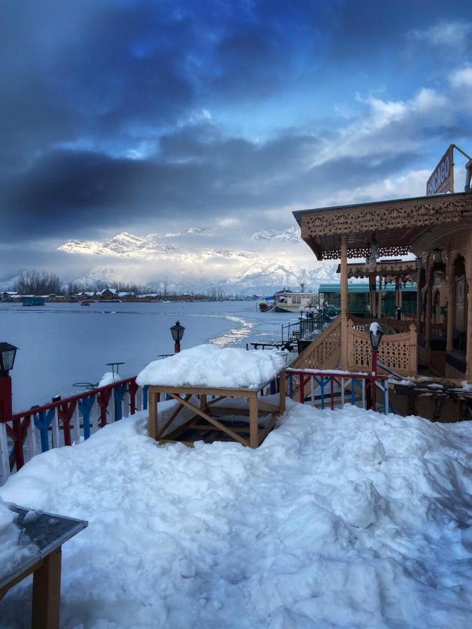 Botel Chicago Group Of Houseboats 4*