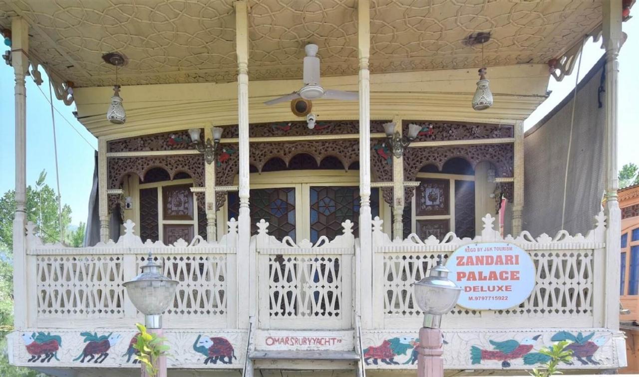 Houseboat Zaindari Palace Hotel 4*