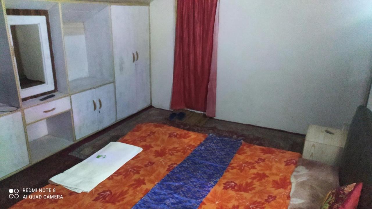 Hotel New Heaven Canal Srinagar (Jammu and Kashmir)